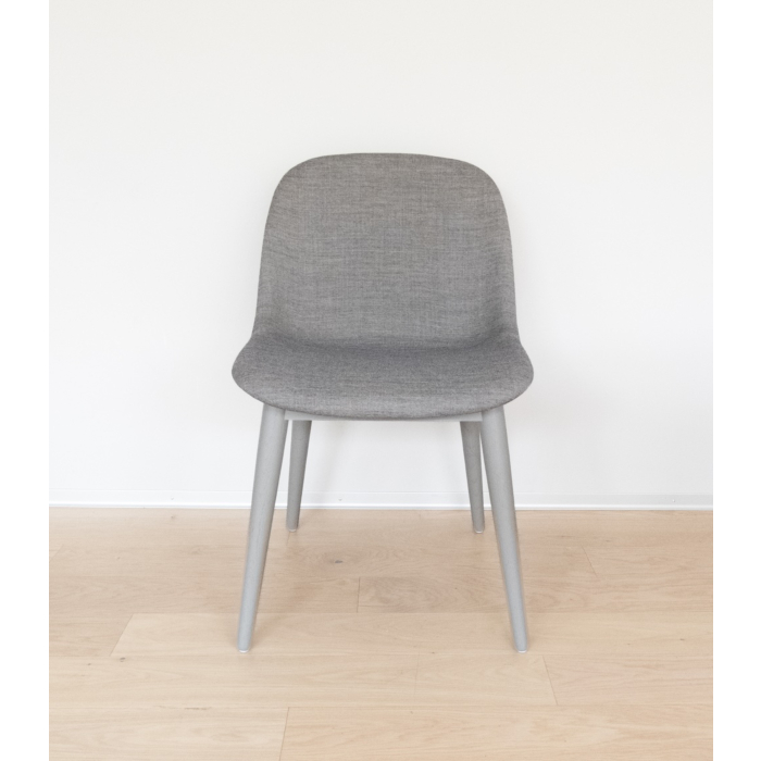 Muuto Fiber Side Chair Holzgestell gepolstert Grey/Grey - Ausstellungsstück