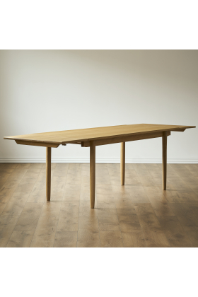 Duus & Møller Four Tenons extendable table